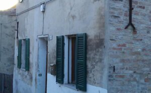 Ostra