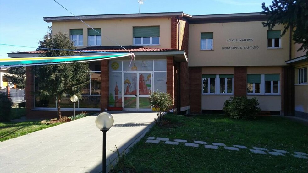 immagine scuola.jpeg