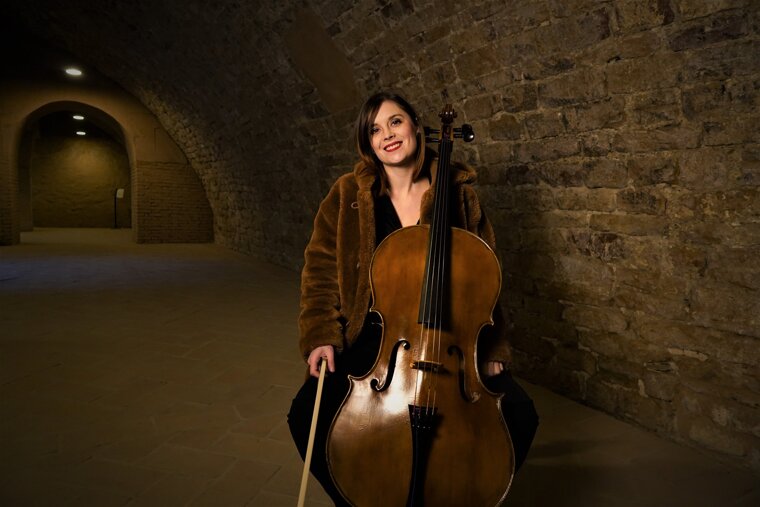Mathilde Sigier violoncellista, cantante a Peugia