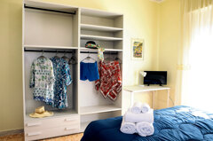 3347821450-00056082mariella foto 5.jpeg