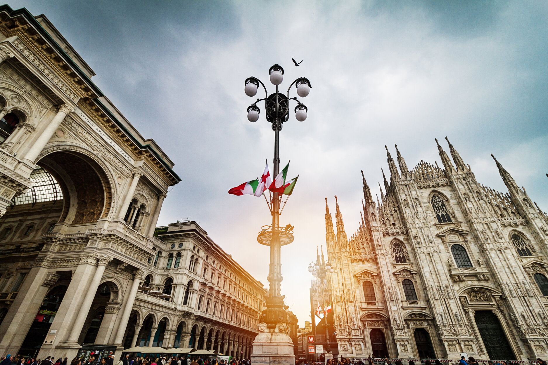 beautiful-panoramic-view-duomo-square-milan-with-big-stree.jpeg