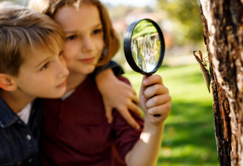 2025-07-22 15_53_56-blue dark blue dynamic frames & patterns informational linkedin post - multi-des