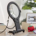 lente-dingrandimento-a-mani-libere-con-luce-led-zooled-innovagoods