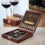 set-di-accessori-da-vino-e-scacchi-innovagoods-37-pezzi