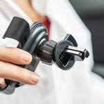 supporto-caricabatterie-rapido-wireless-per-auto-chakar-innovagoods