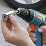chiave-a-bussola-universale-con-accessori-uniscrew-innovagoods
