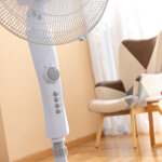 ventilatore-a-piantana-innovagoods-freshinn-bianco-45-w