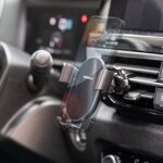 supporto-caricabatterie-rapido-wireless-per-auto-chakar-innovagoods