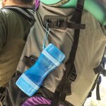 bottiglia-con-contenitore-per-acqua-e-cibo-per-animali-domestici-2-in-1-pettap-innovagoods
