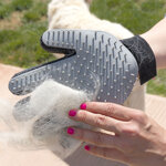 guanto-per-pettinare-e-massaggiare-animali-domestici-relpet-innovagoods