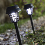 lampada-solare-antizanzare-per-giardino-garlam-innovagoods