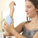 epilatore-esfoliante-a-frizione-con-nanocristalli-frepil-innovagoods