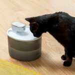 fontanella-per-gatti-ricaricabile-con-sensore-refopet-innovagoods