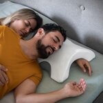 cuscino-viscoelastico-cervicale-per-coppie-cozzy-innovagoods