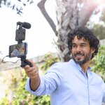 kit-vlogging-con-luce-microfono-e-telecomando-plodni-innovagoods-6-pezzi