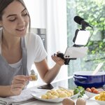 kit-vlogging-con-luce-microfono-e-telecomando-plodni-innovagoods-6-pezzi