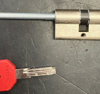 Forniamo cilindri chiave/pomolo per porte blindate
