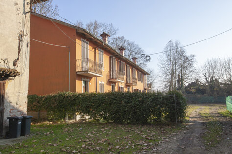 Bosco Immobiliare |La casa nel Borgo del Castello Borromeo di Mirazzano 