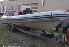 1 gommone flayer prua dx.jpeg 1 gommone flayer prua dx.jpeg