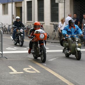 Raduno auto-moto d'epoca Maleo 2009 Laverda 1000 3 cilindri 1976 replica Bol d'Or