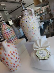 Linea oliere colorate solidali