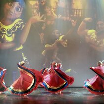 Teatro Savoia Campobasso Cumbia colombiana
