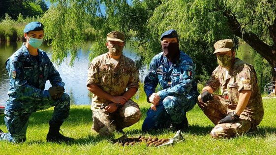 ae91b3b7-9b98-433e-8736-793fd111215a