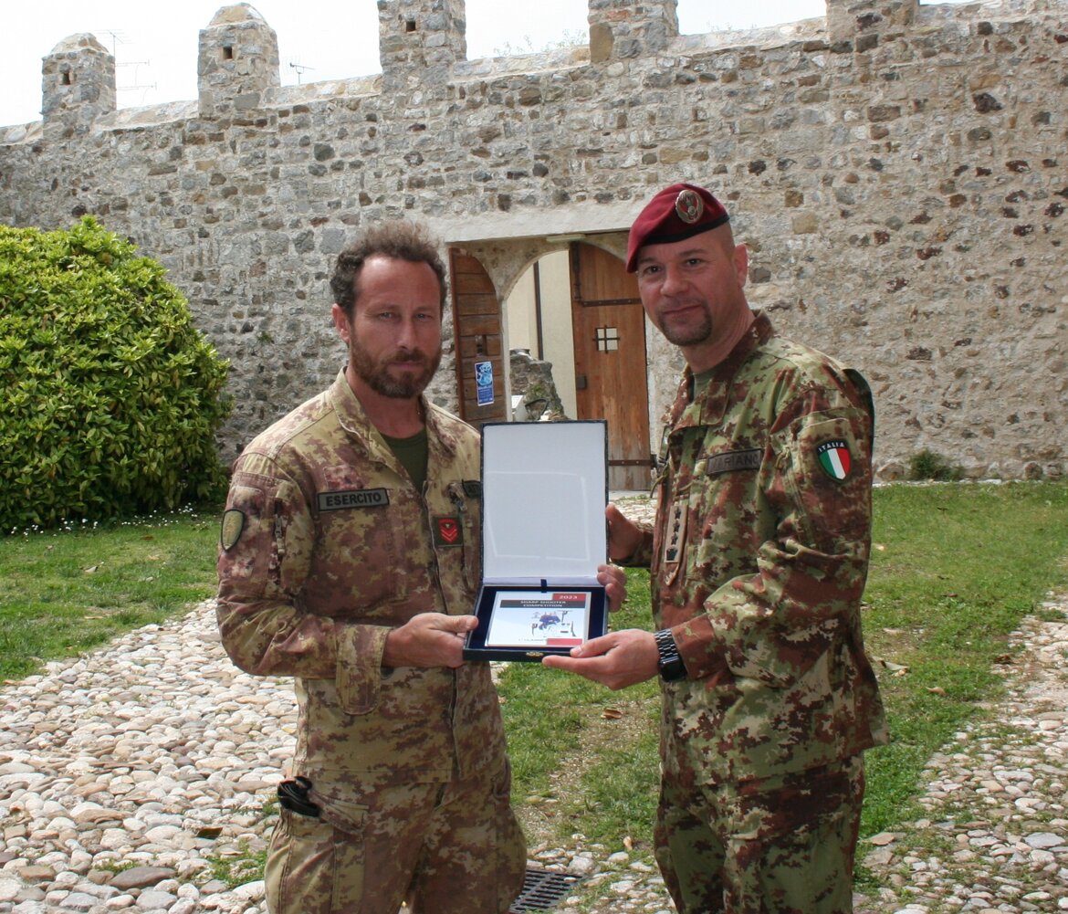 7023ae43-d0db-4726-938e-3597226852c2