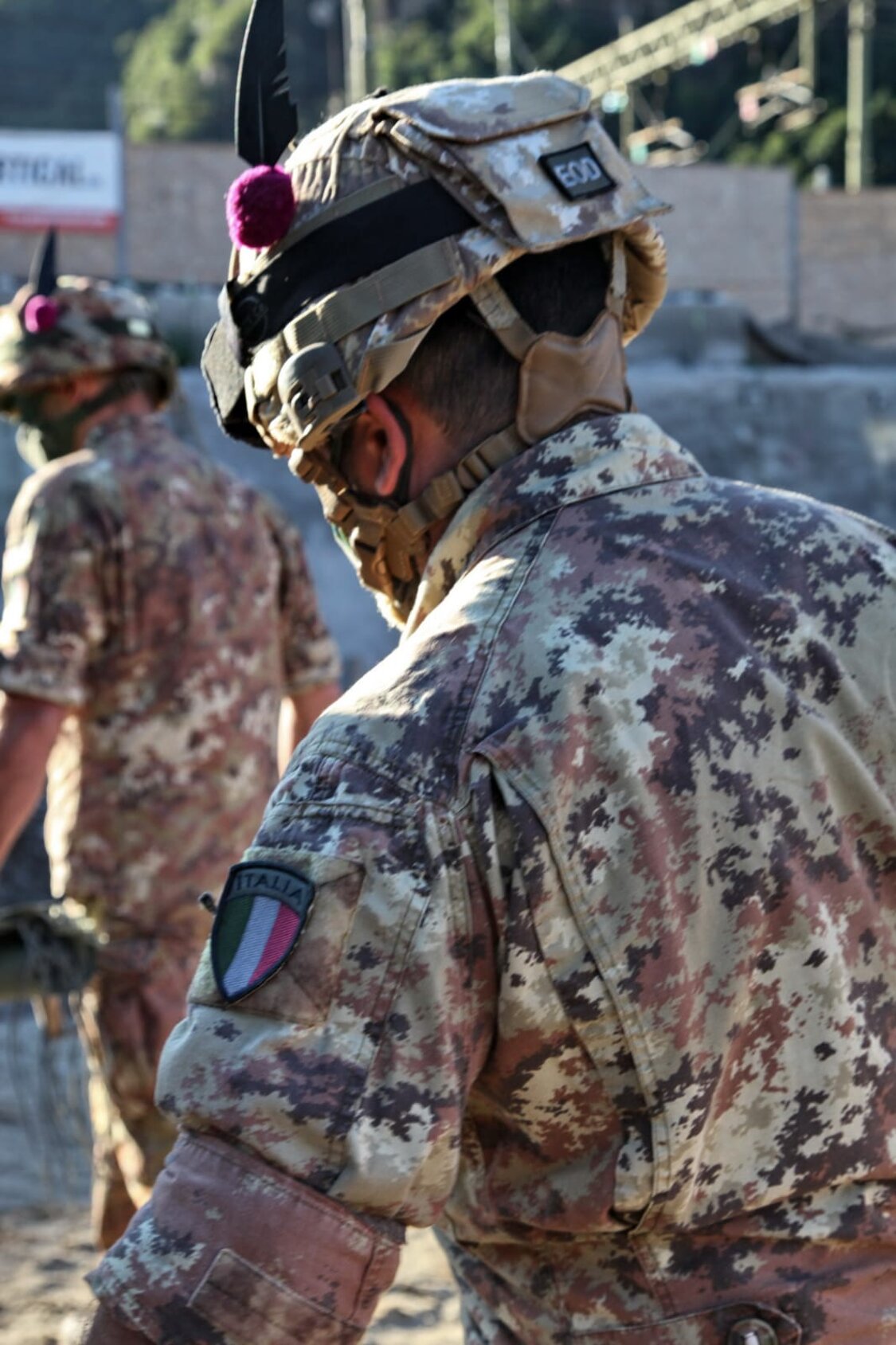 bf5f2526-20f0-4e86-9437-b615b63472ea bf5f2526-20f0-4e86-9437-b615b63472ea