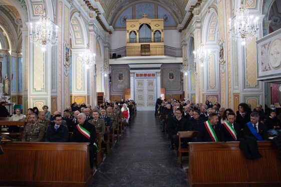 c08294b9-f0f8-428a-9b21-c4f9a442f857 c08294b9-f0f8-428a-9b21-c4f9a442f857