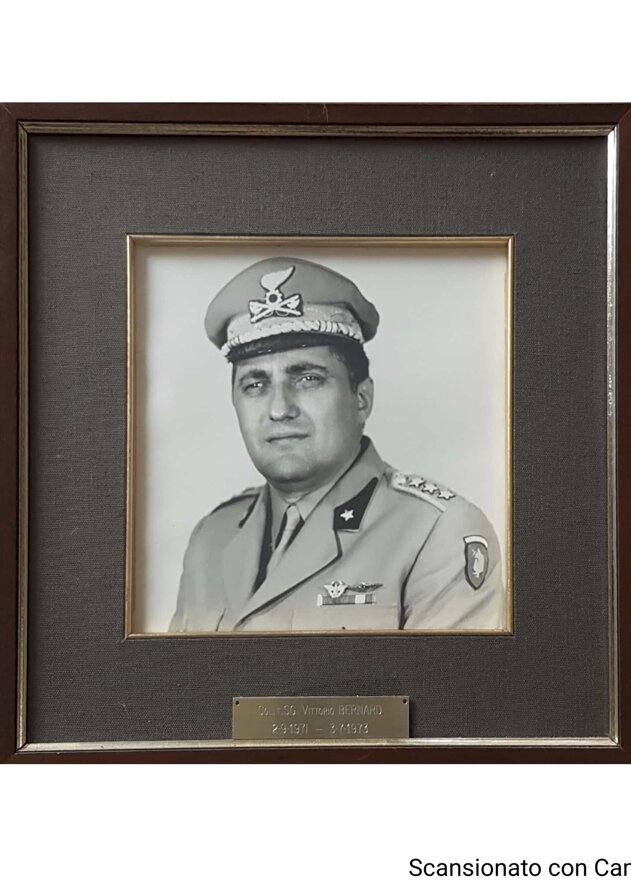 9ec7e4aa-ed0b-4247-883b-fb19f5dd6cb3 9ec7e4aa-ed0b-4247-883b-fb19f5dd6cb3