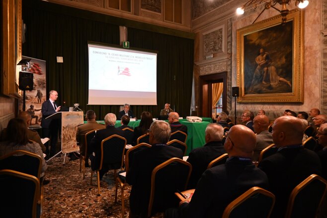foto 5. apertura del convegno a cura del presidente del gruppo nazionale guastatori.jpeg foto 5. apertura del convegno a cura del presidente del gruppo nazionale guastatori.jpeg