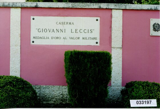 2bd2f4eb-851c-46a1-aa09-77dfc373b158