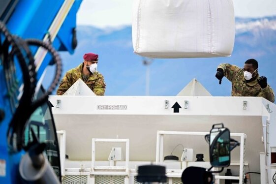 425df710-7b7a-434e-8c5d-022984116bf5 425df710-7b7a-434e-8c5d-022984116bf5