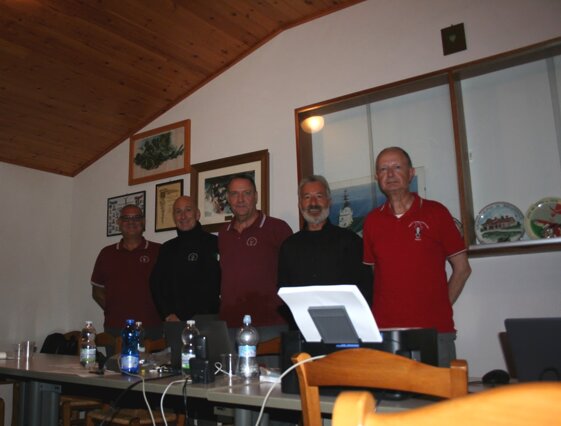 ae5d36d2-a745-42d4-a486-3dd98367b795