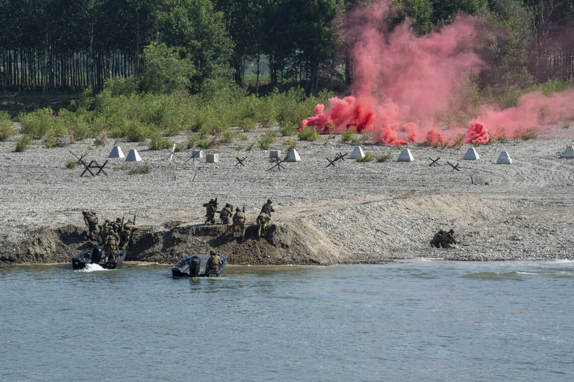 a0f97888-d3a4-456d-8b6b-98987c52f594 a0f97888-d3a4-456d-8b6b-98987c52f594