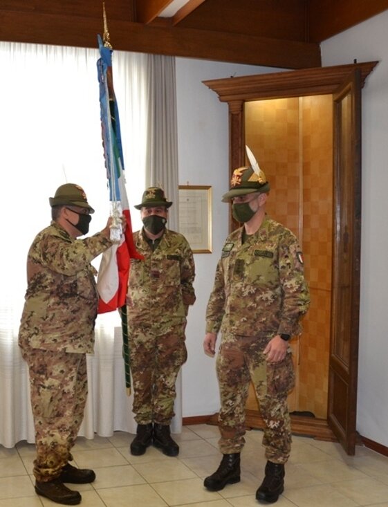 27481b10-9502-4b7f-a07b-e5e5878f0450 27481b10-9502-4b7f-a07b-e5e5878f0450