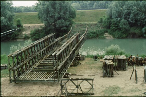 12645b8b-1953-478b-bea7-8b44b581c25d 12645b8b-1953-478b-bea7-8b44b581c25d