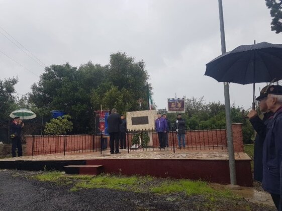 817dedb5-1d4f-4c19-9446-8ca27ebe6142