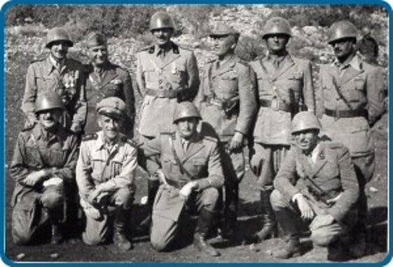 27f56786-8e25-43bf-bea7-d0807fa1c51f 27f56786-8e25-43bf-bea7-d0807fa1c51f