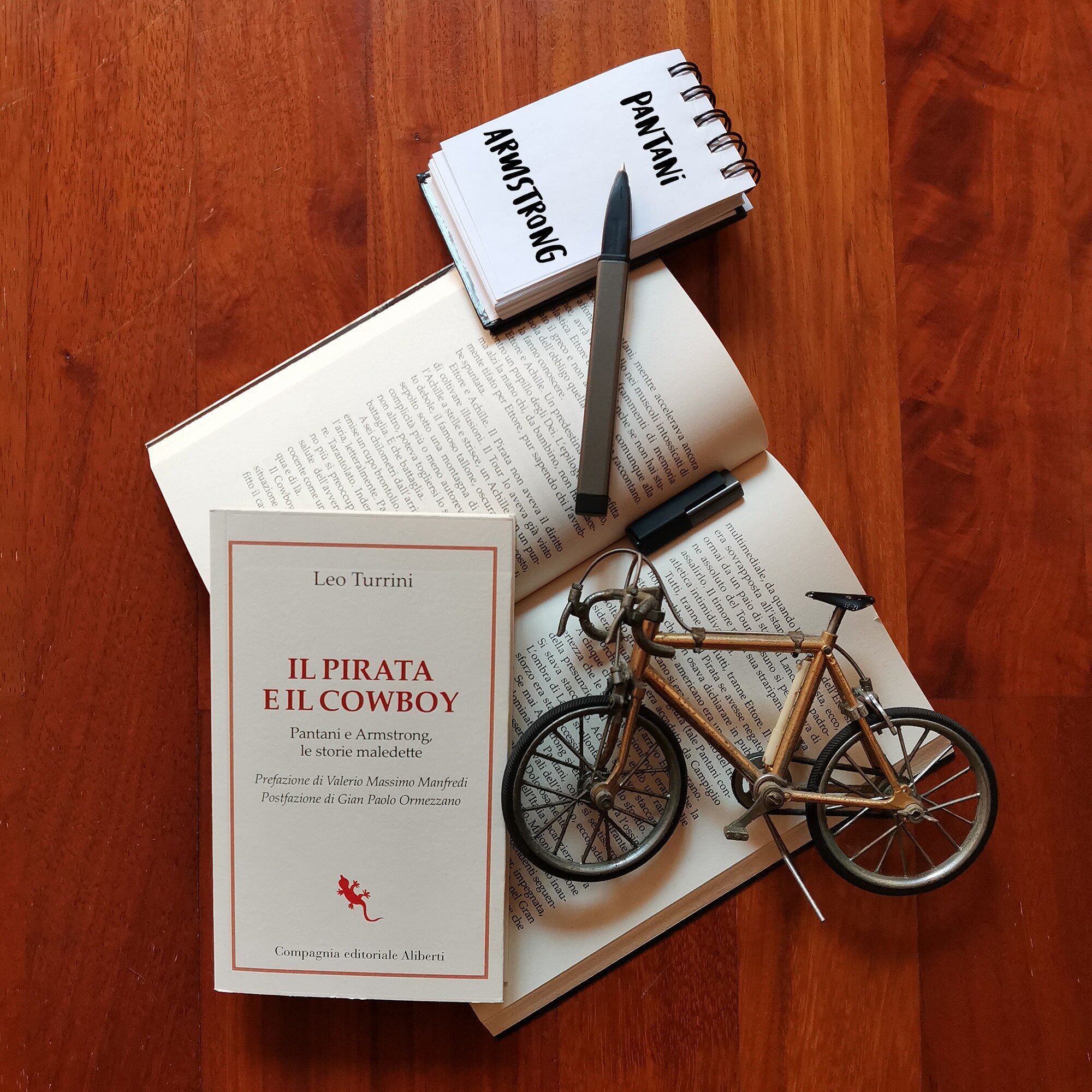 Lo spettacolo doveva continuare. Pantani, Armstrong e quelle storie sbagliate | Valerio Massimo Manfredi  Lo spettacolo doveva continuare. Pantani, Armstrong e quelle storie sbagliate | Valerio Massimo Manfredi