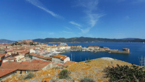 Portoferraio in moto