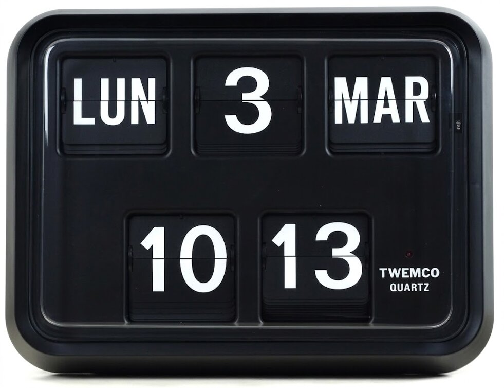 Orologio di design datario a palette e cartellini estensibili da interno | DMD Asti Italia