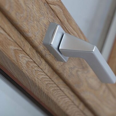 2a3c1e81659459a9279e5a18f3d2e445fab1063f