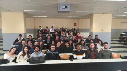 e25dac48d5c7fec1f09012dba62ee96069d151a5.jpeg