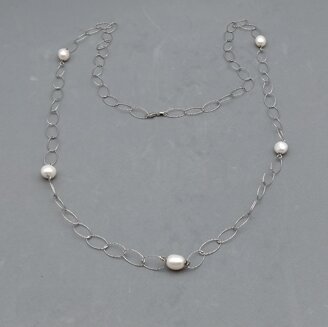 cb78fece-ee89-44e8-a391-cc05907de8b9