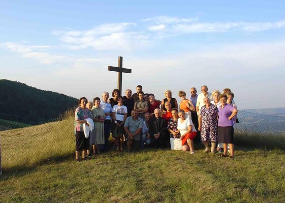 51ef81a0-749a-4b64-afb8-78b553a84f5a 51ef81a0-749a-4b64-afb8-78b553a84f5a