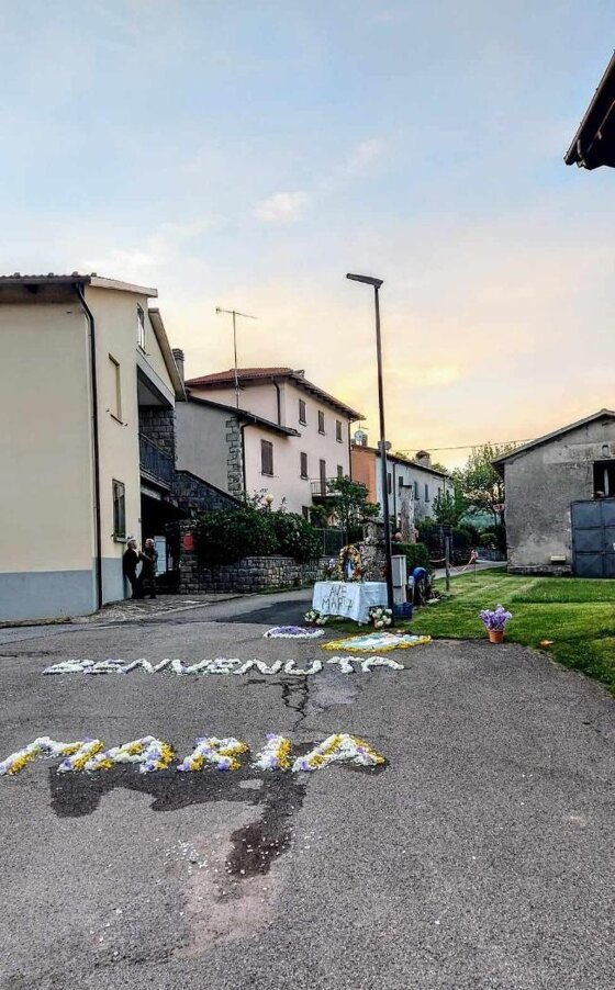 a7776cc2-ba79-433e-857c-3e5252fe086b a7776cc2-ba79-433e-857c-3e5252fe086b