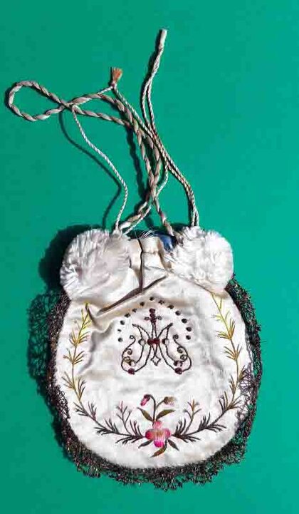 f60d2d31-107f-4b4a-a880-02a81801a3b1