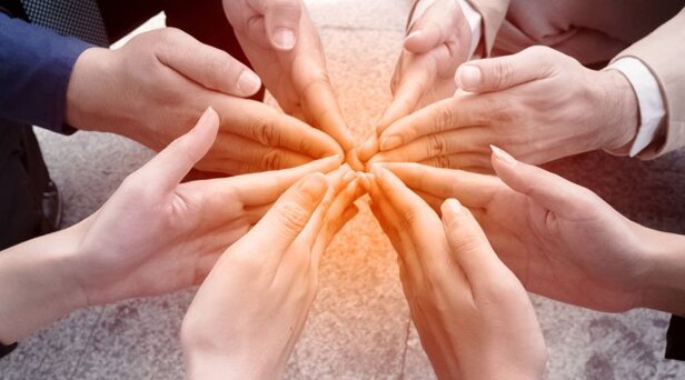 energia-del-gruppo-unione-mistica.jpeg